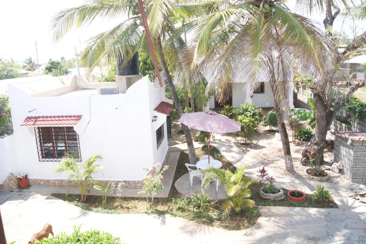 Luciano & Grace Apartments Watamu Luaran gambar