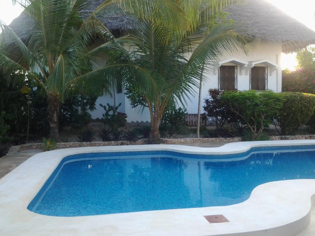 Luciano & Grace Apartments Watamu Bilik gambar