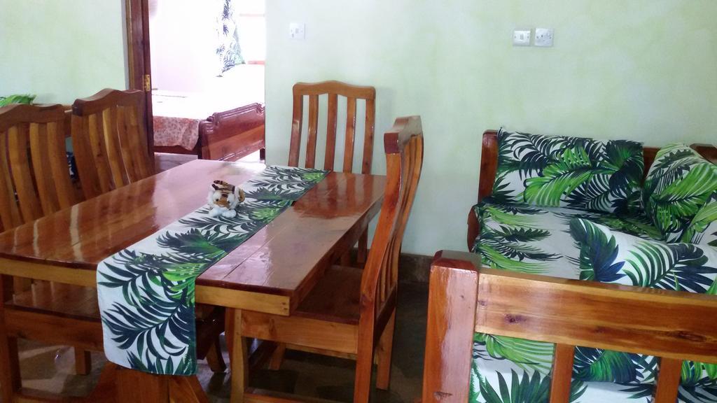 Luciano & Grace Apartments Watamu Luaran gambar